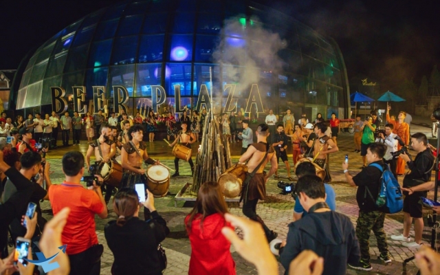 Combo Bà Nà By Night