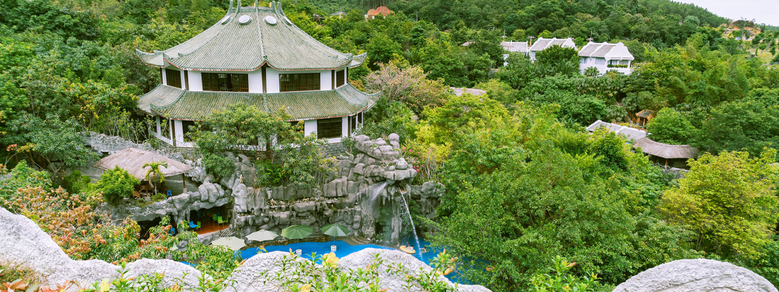 Vé Núi Thần Tài 